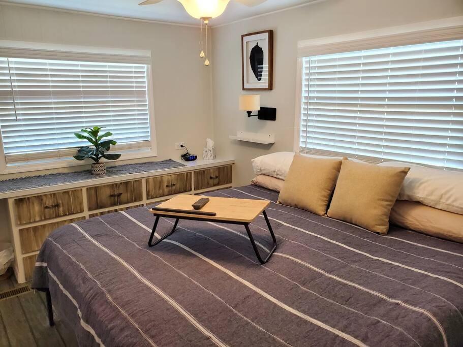 3 Bed, 2 Bath, Waterfront, Dock, Large Driveway Villa Tavares Dış mekan fotoğraf